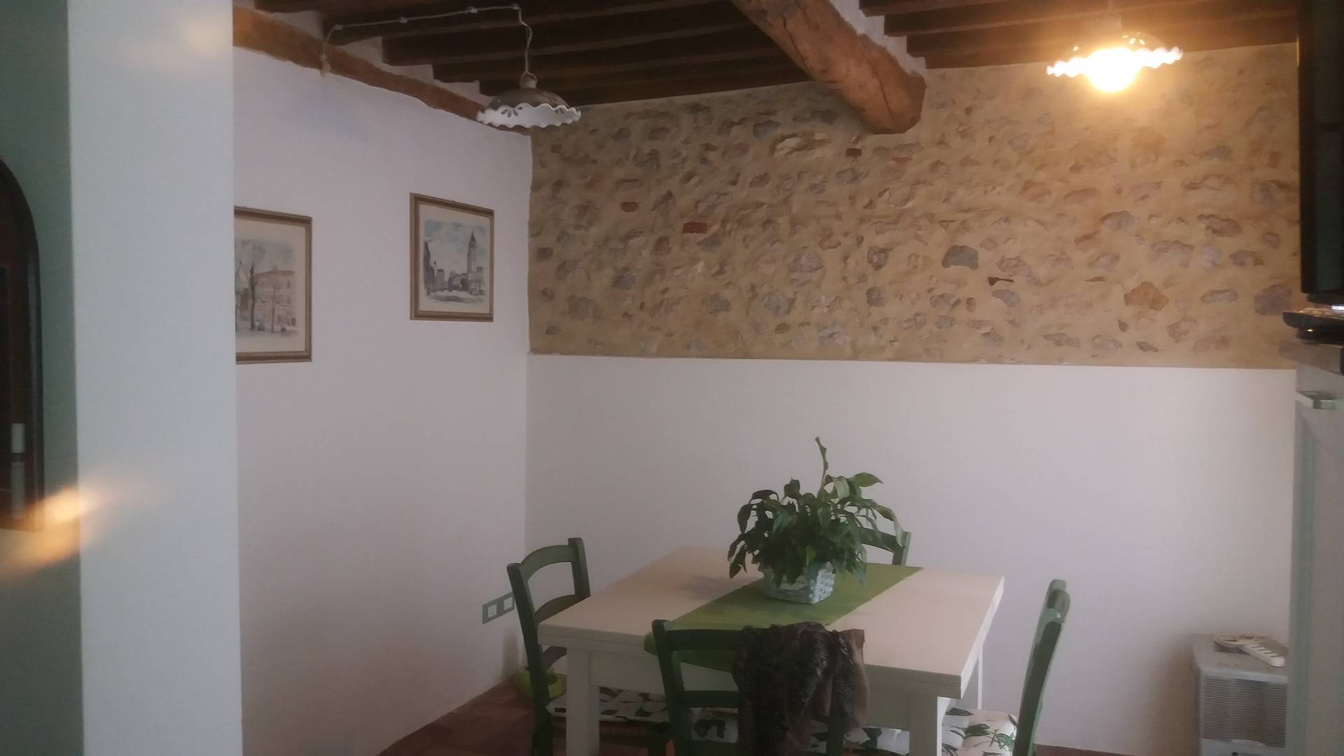Casa indipendente in vendita a Camaiore, Camaiore centro