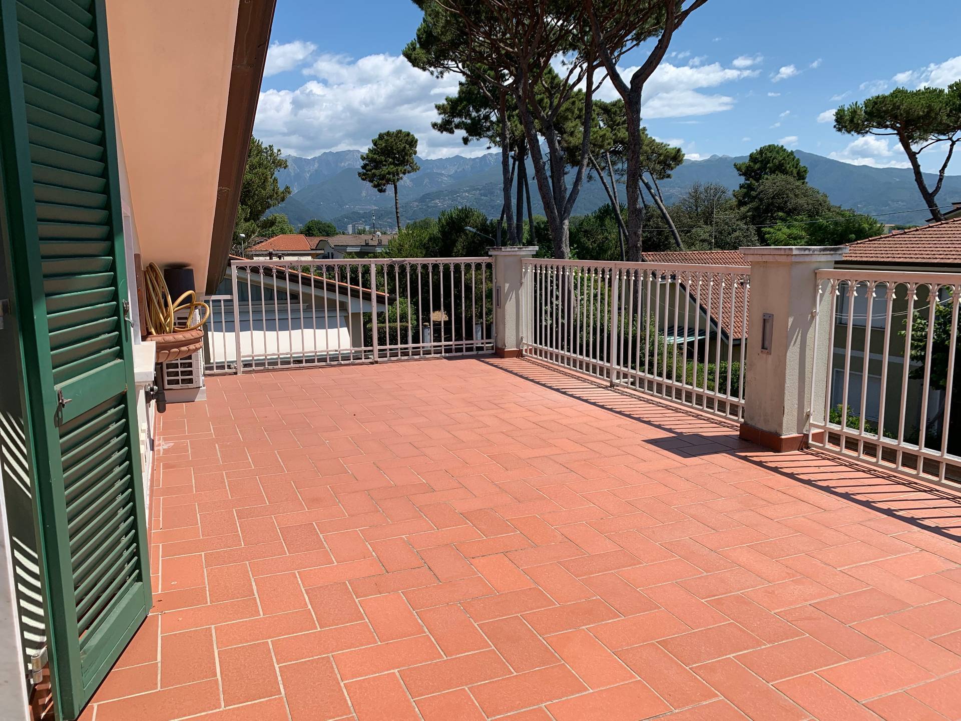 Appartamento in vendita a Massa, Marina di Massa