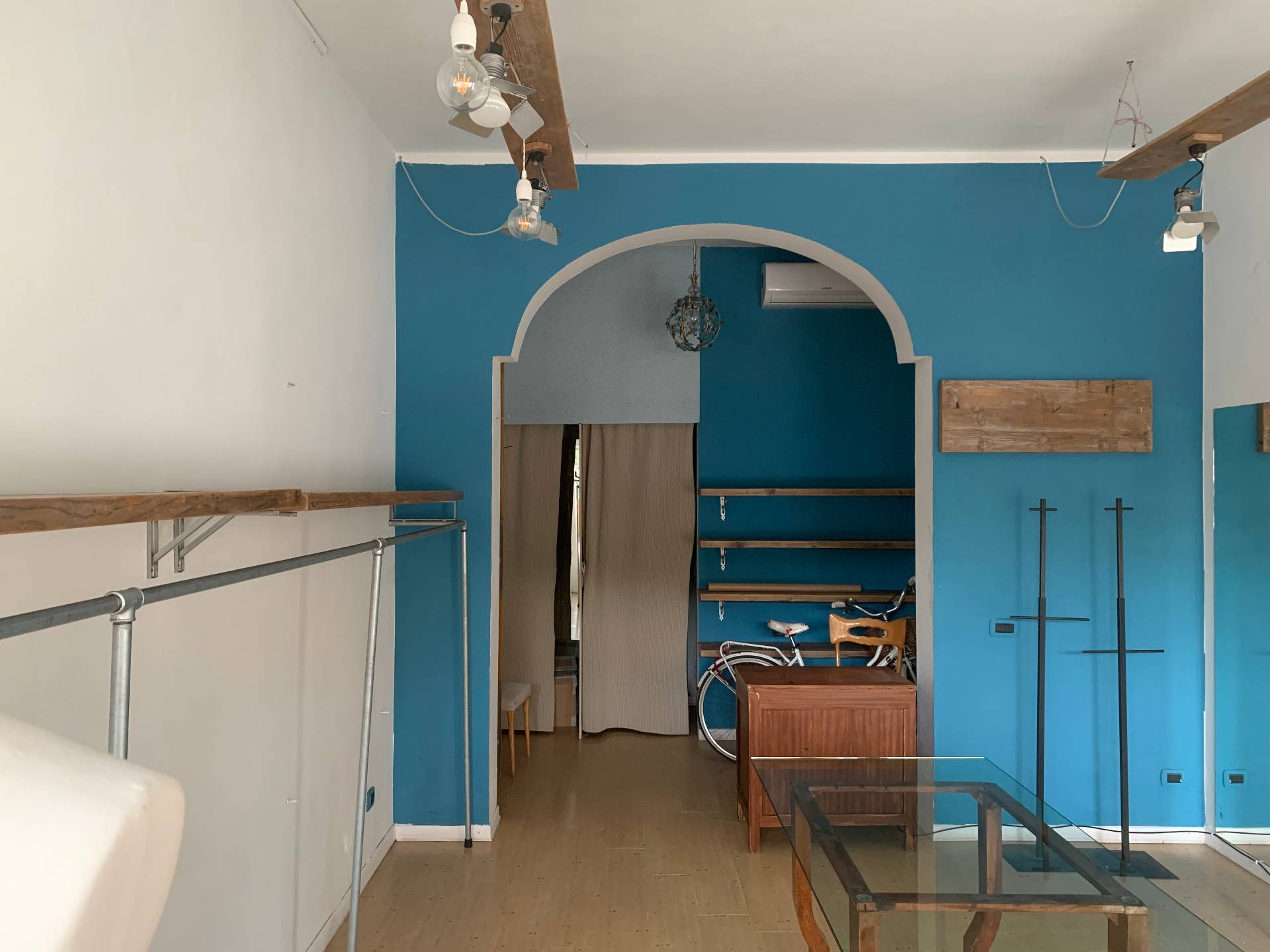 Fondo Commerciale in vendita a Pietrasanta