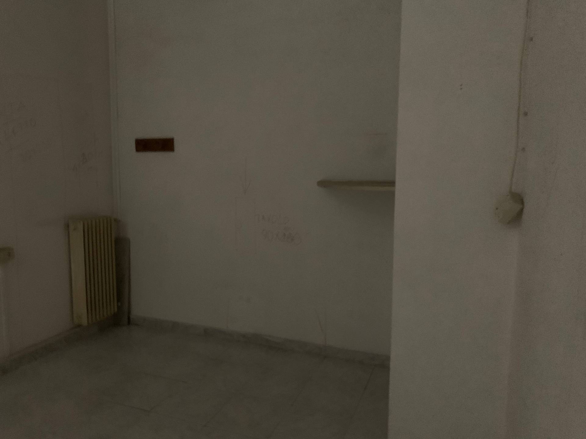 Fondo Commerciale in vendita a Viareggio