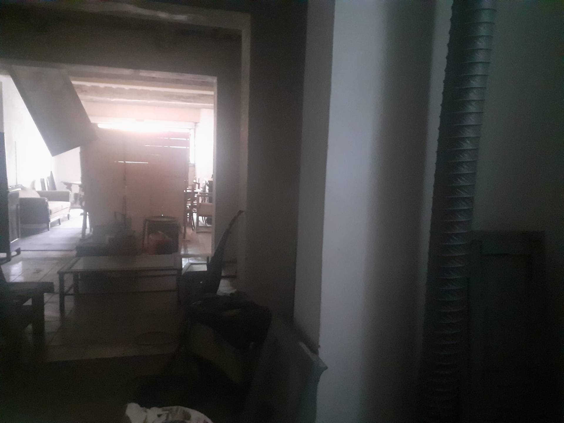 Fondo Commerciale in vendita a Lucca, Lucca fuori mura