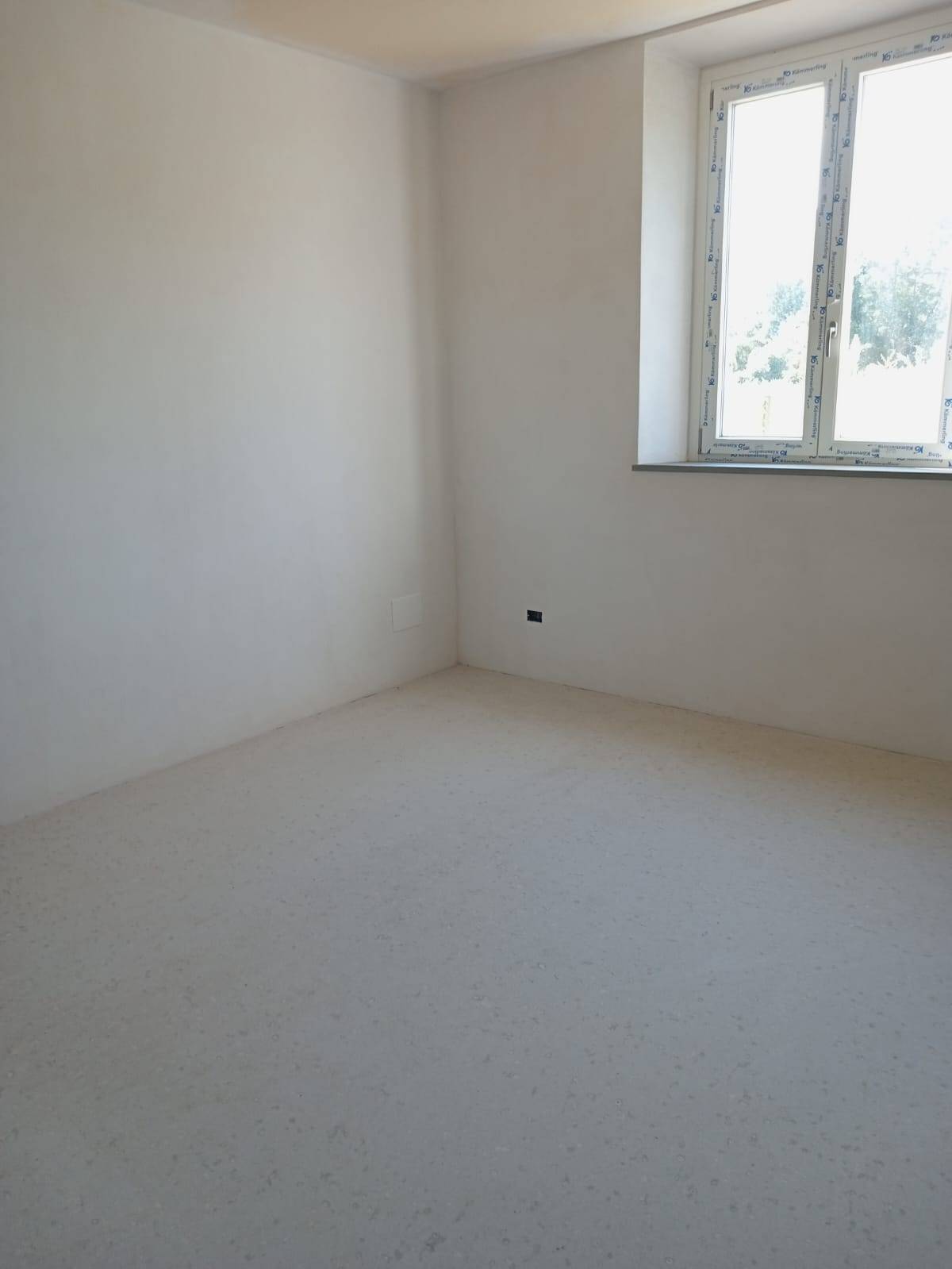 Casa indipendente in vendita a Lucca, Montuolo