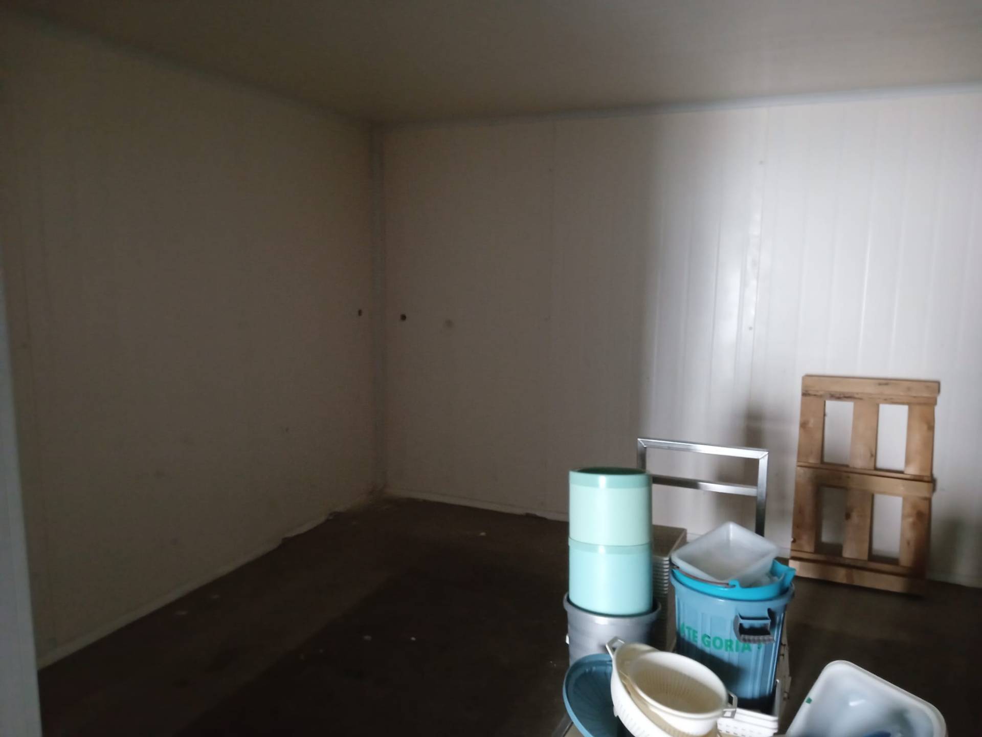 Fondo Commerciale in affitto a Viareggio, Darsena