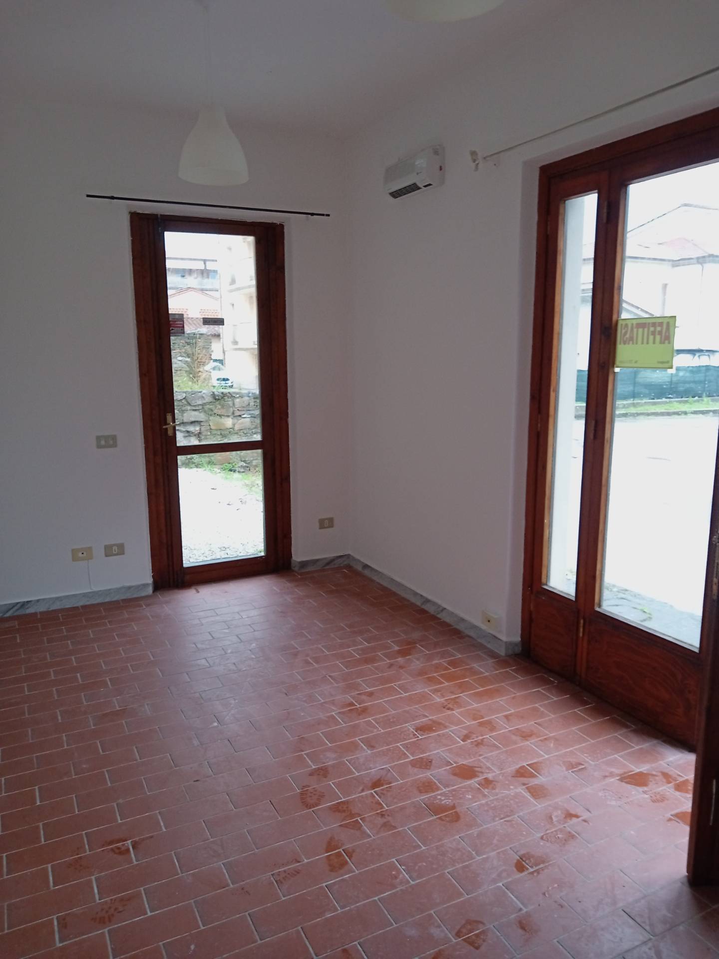 Ufficio in affitto a Lucca, Sant'Anna