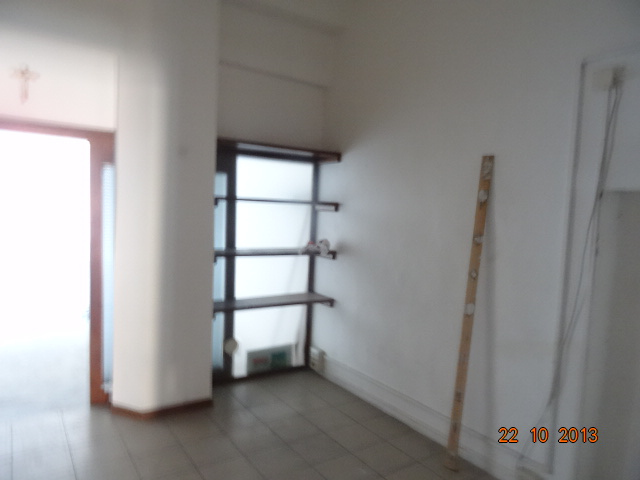 Fondo Commerciale in affitto a Lucca, Vicino mura