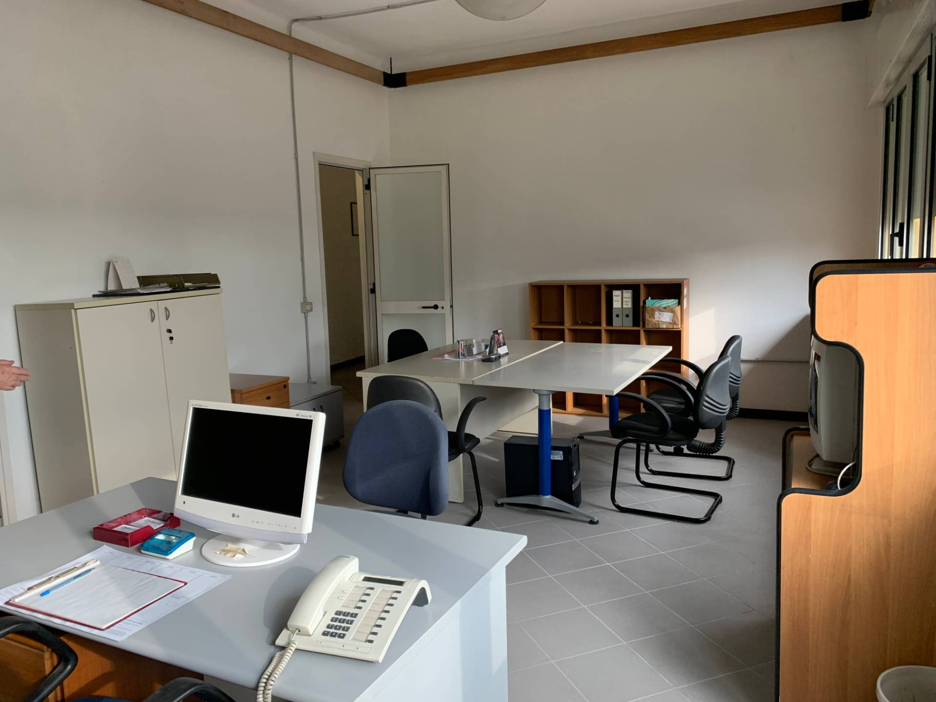 Fondo Commerciale in affitto a Lucca, San Concordio Contrada