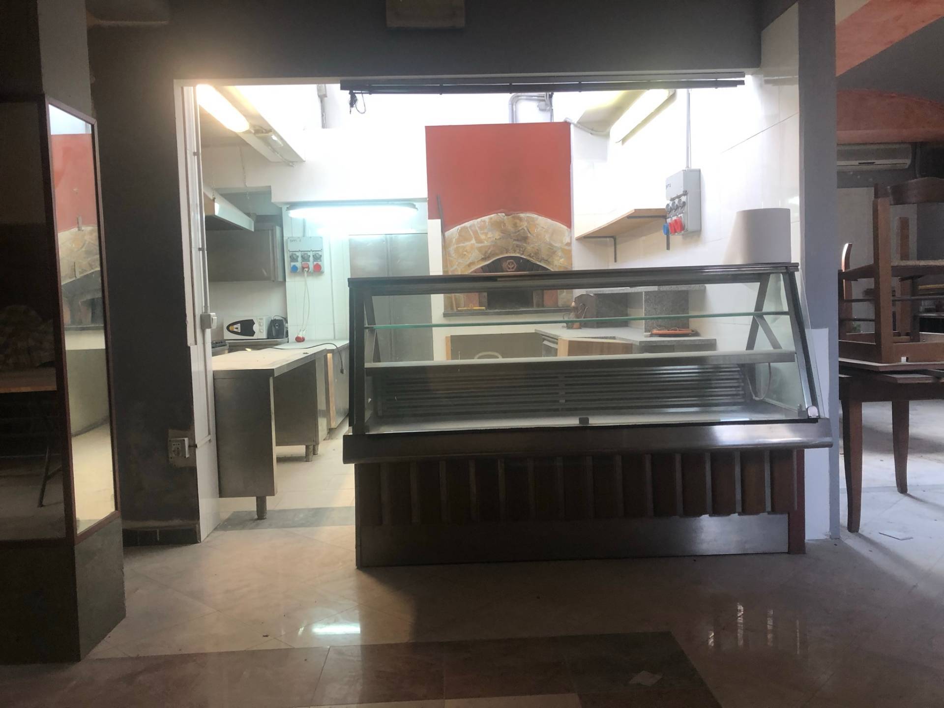 Fondo Commerciale in affitto a Altopascio, Altopascio