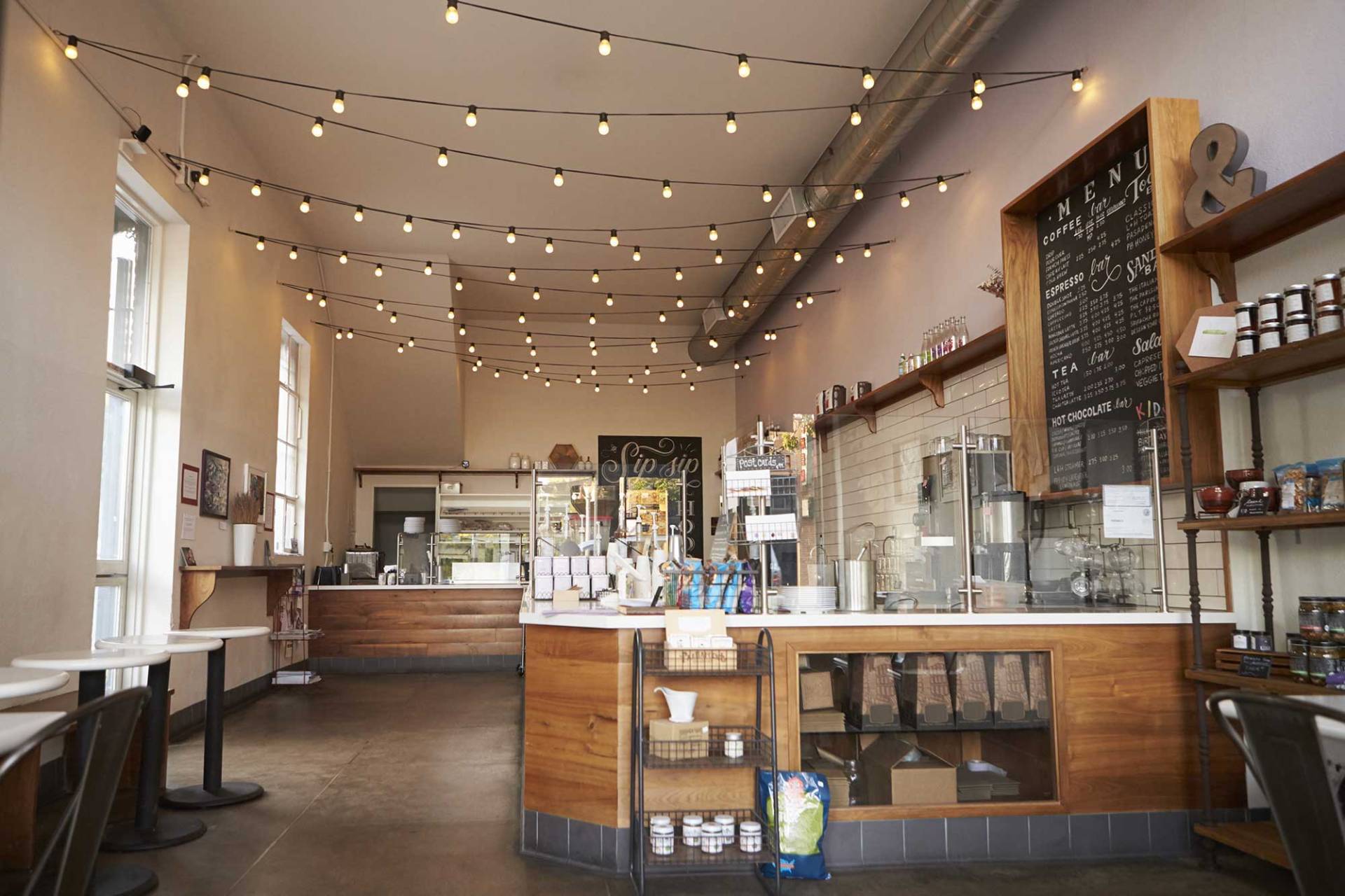 Fondo Commerciale in affitto a Porcari, Rughi