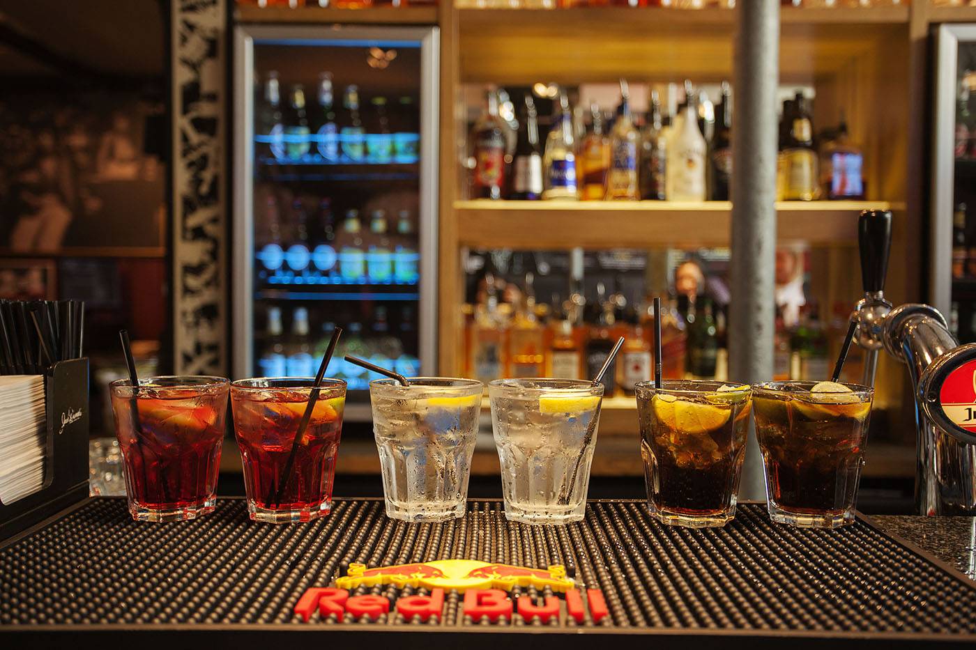 Fondo Commerciale in affitto a Porcari, Rughi