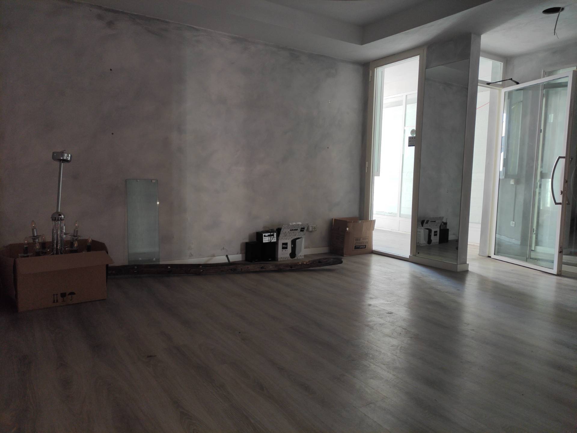 Fondo Commerciale in affitto a Montecatini-Terme, Biscolla