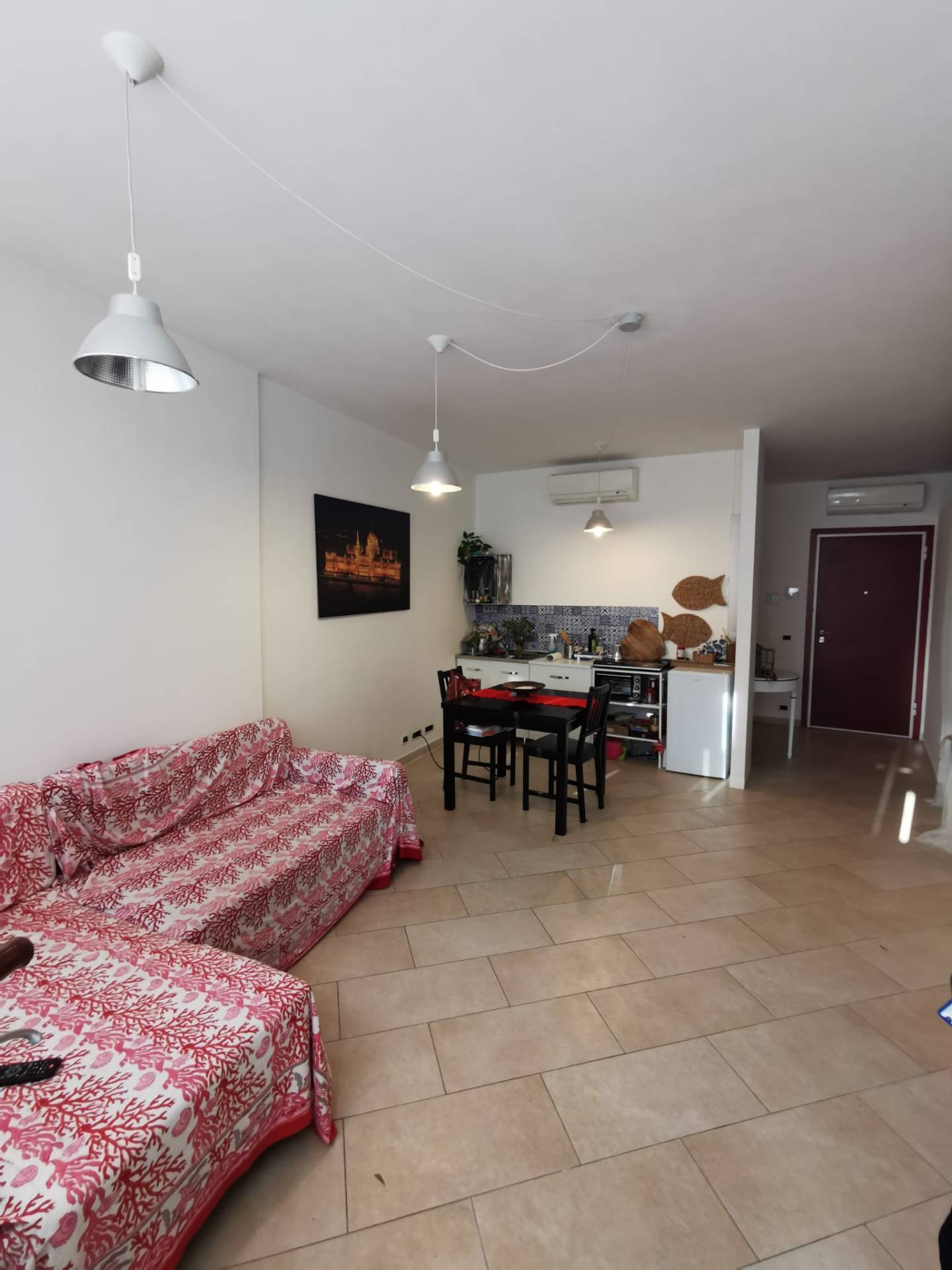 Ufficio in vendita a Camaiore, Lido di Camaiore