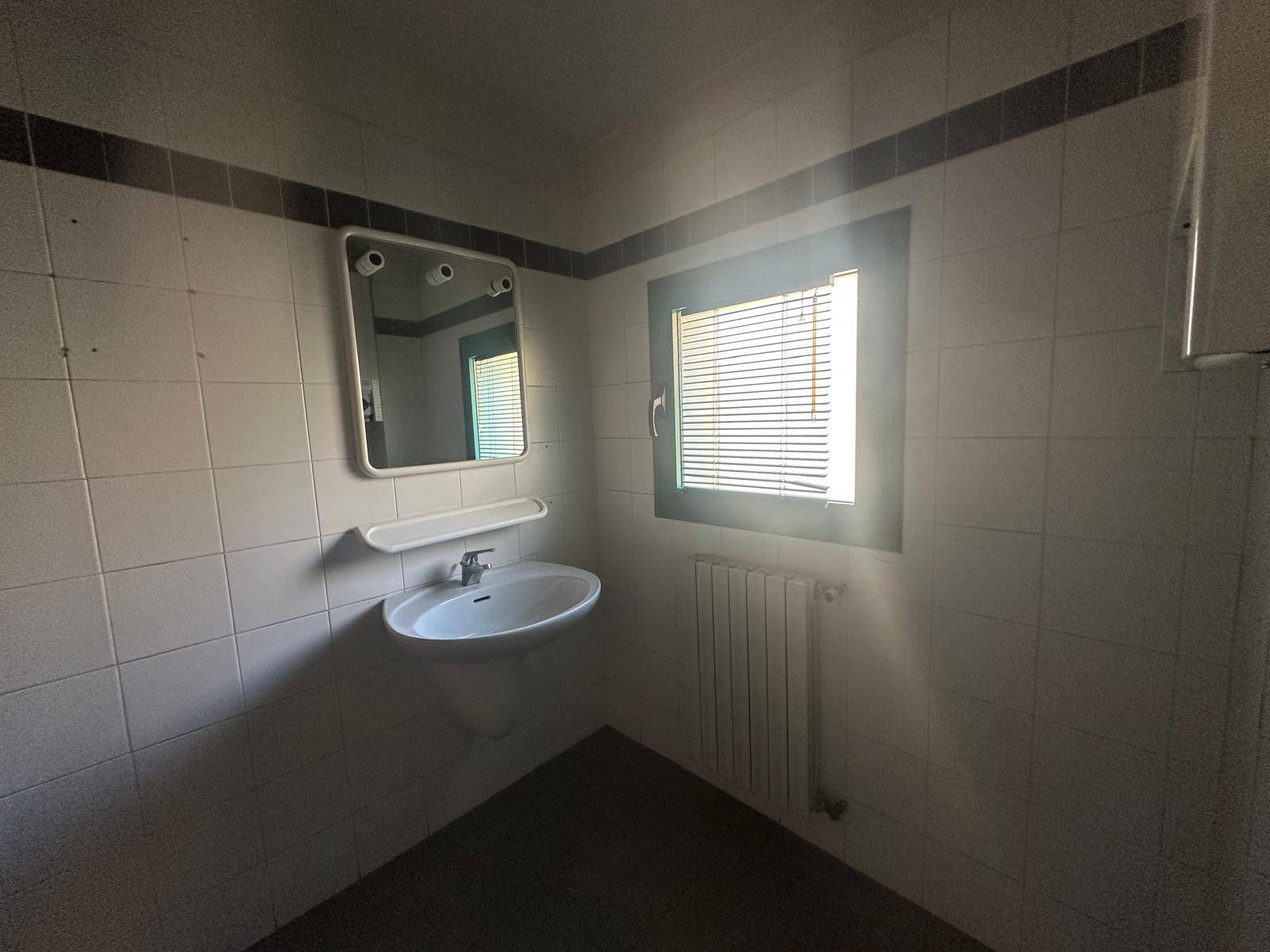 Ufficio in affitto a Lucca, San Marco