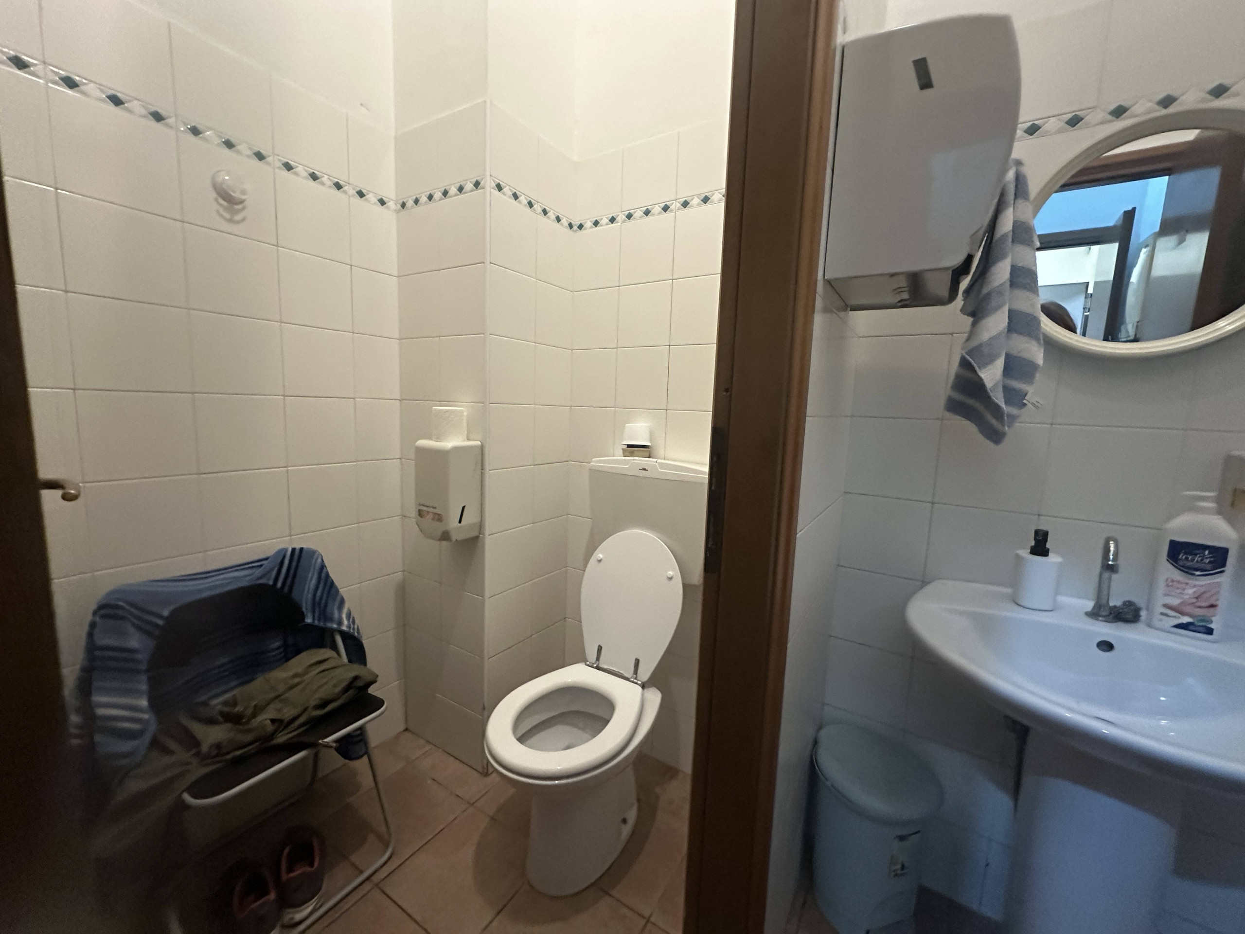 Fondo Commerciale in affitto a Lucca, San Marco