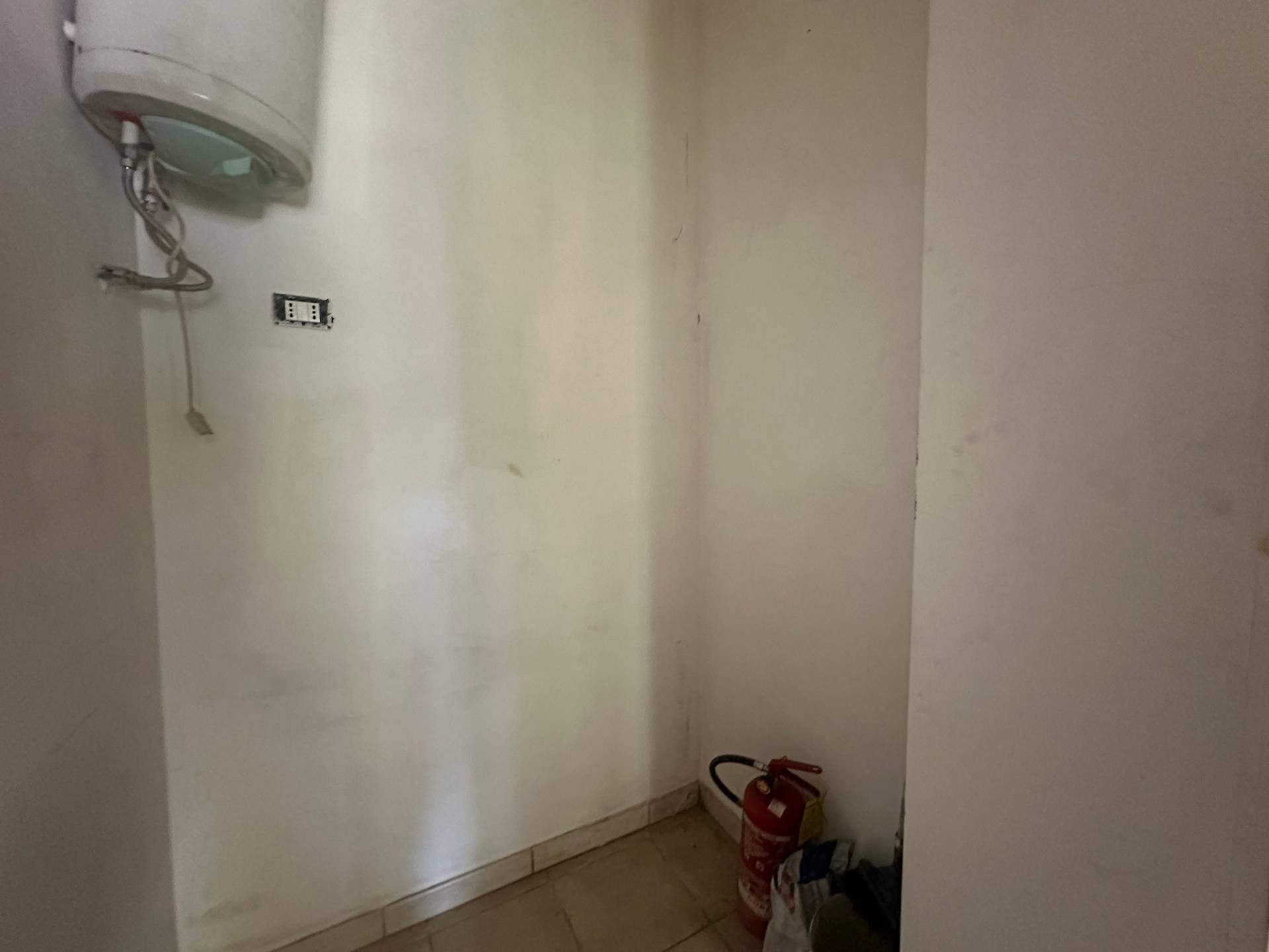 Fondo Commerciale in affitto a Lucca, Lucca fuori mura