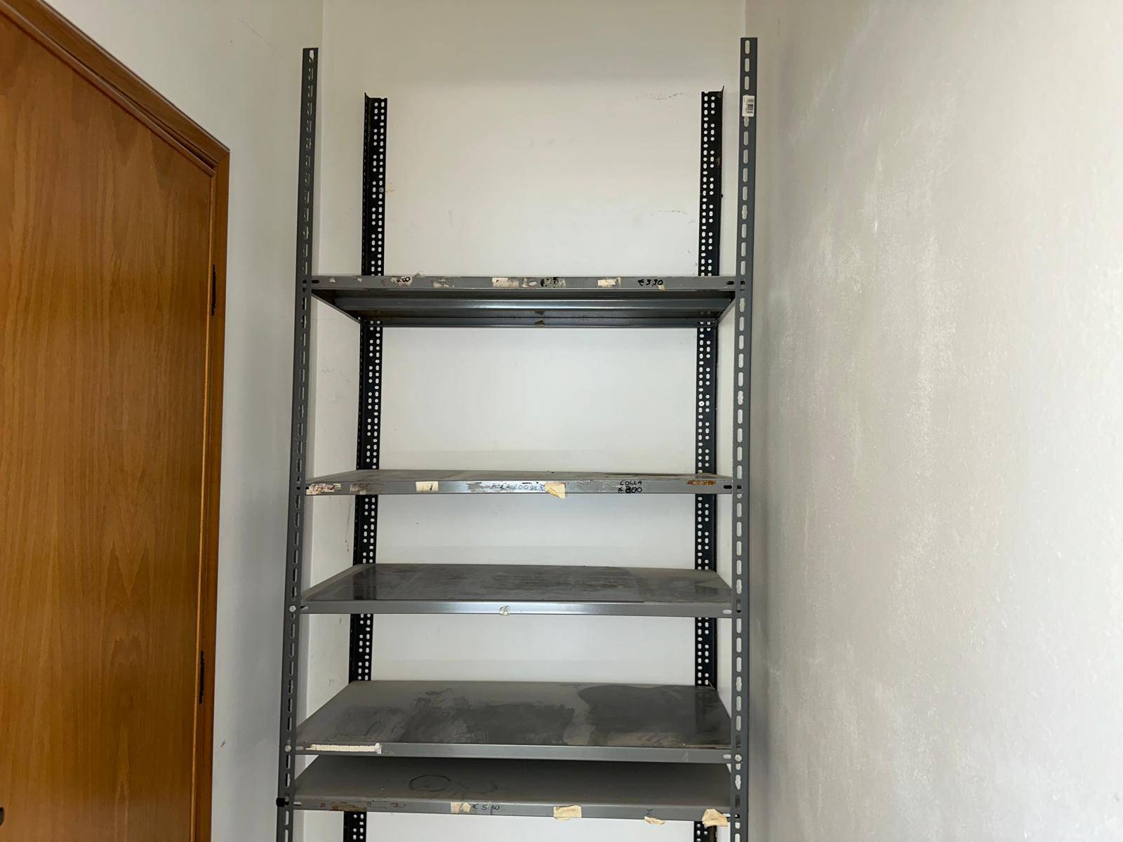 Fondo Commerciale in affitto a Lucca, San Marco