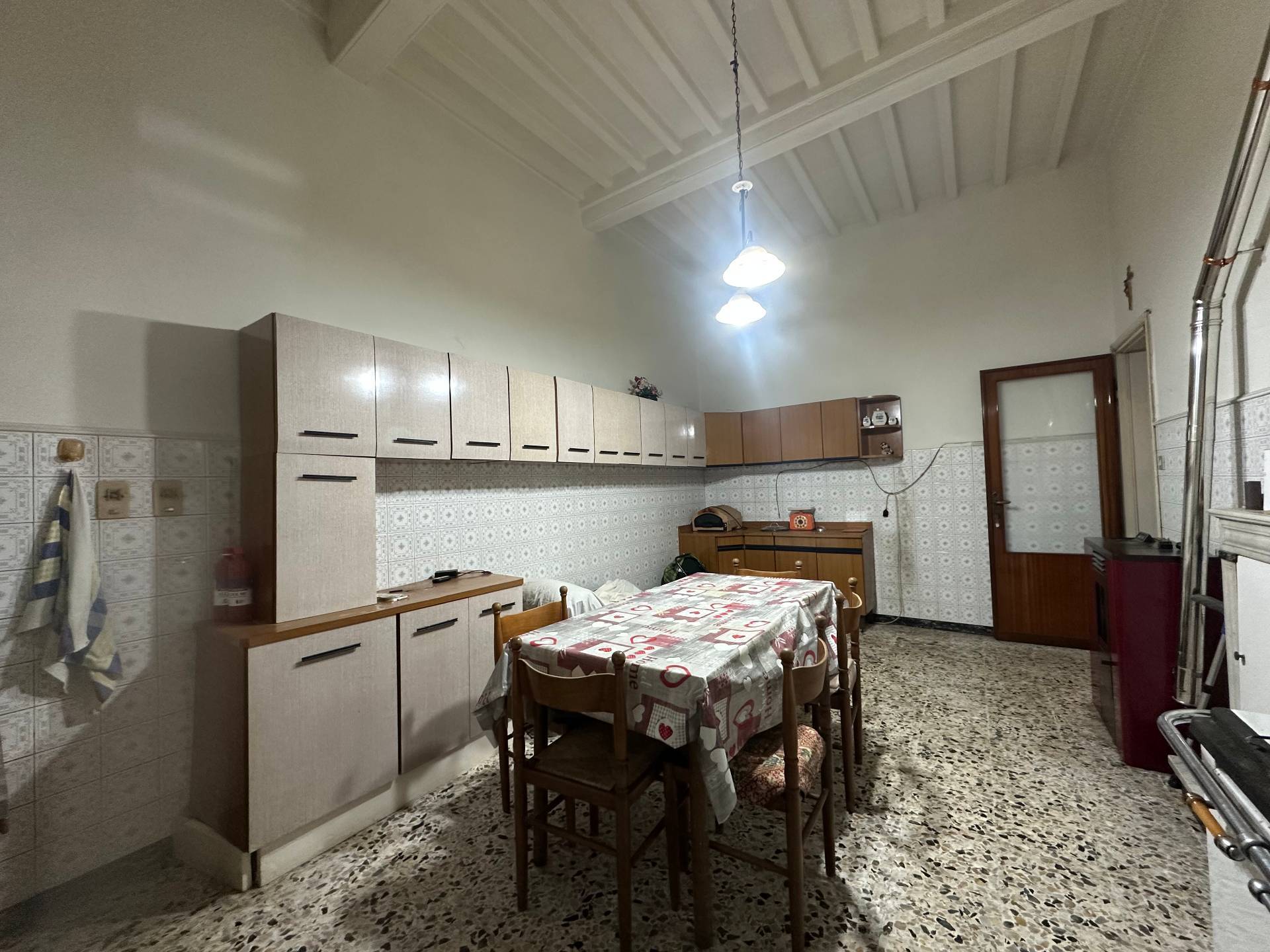 Casa indipendente in vendita a Lucca, San Cassiano a Vico