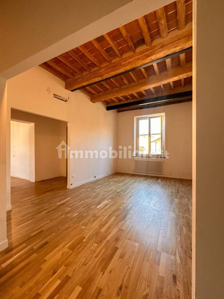 Appartamento in vendita a Lucca, Centro storico