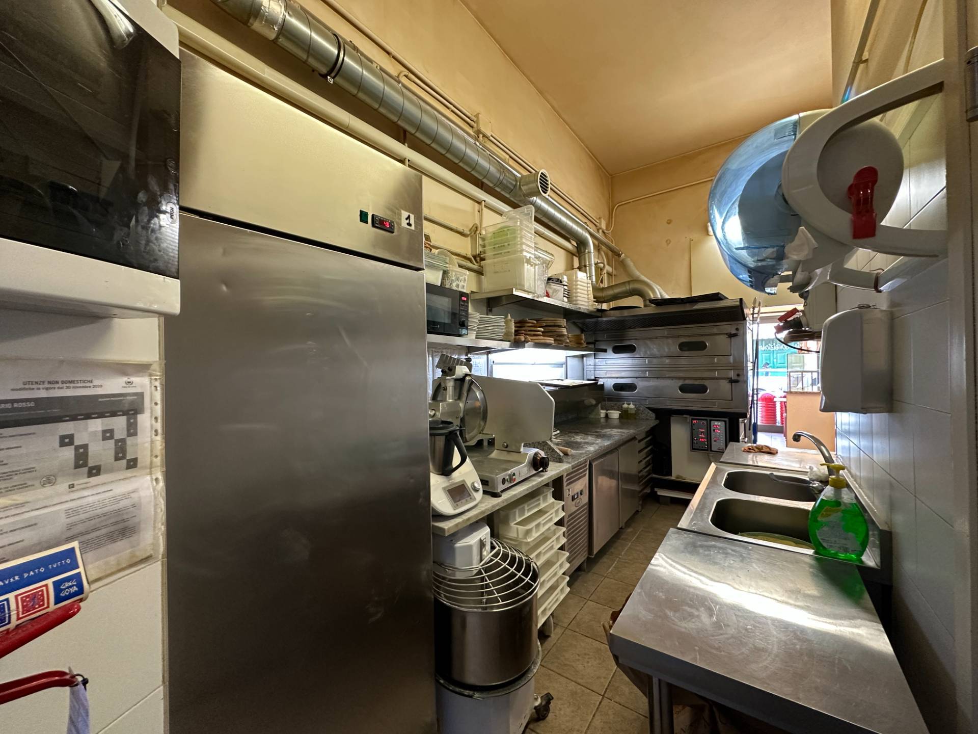 Fondo Artigianale in vendita a Lucca, da non usare 1