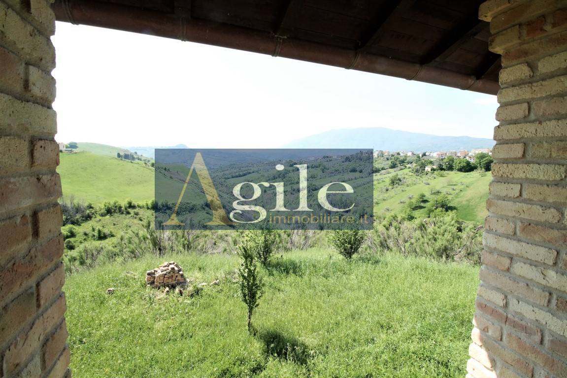 Rustico/Casale in vendita a Ascoli Piceno, Poggio di Bretta