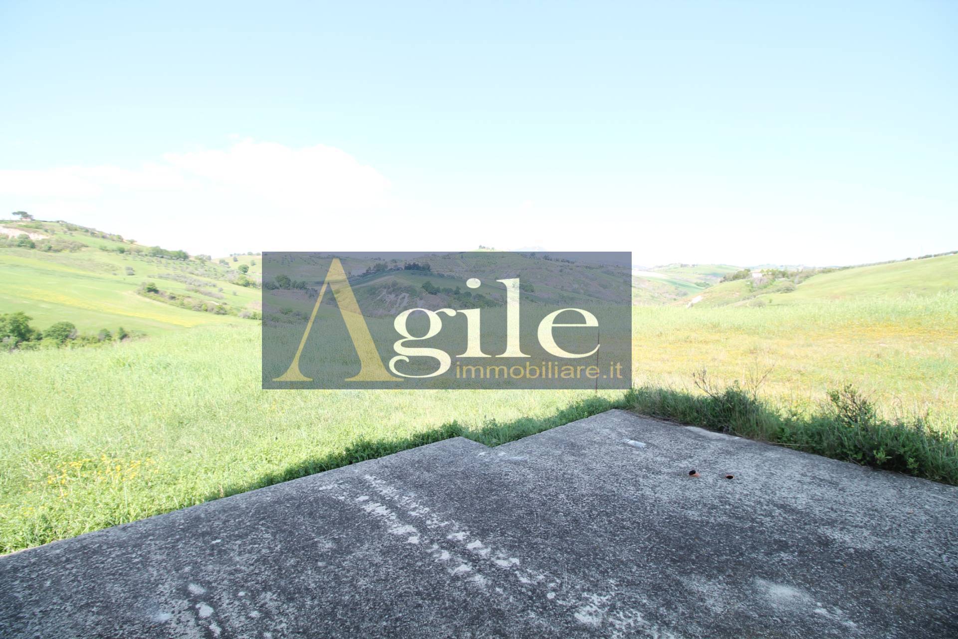 Rustico/Casale in vendita a Ascoli Piceno, Poggio di Bretta