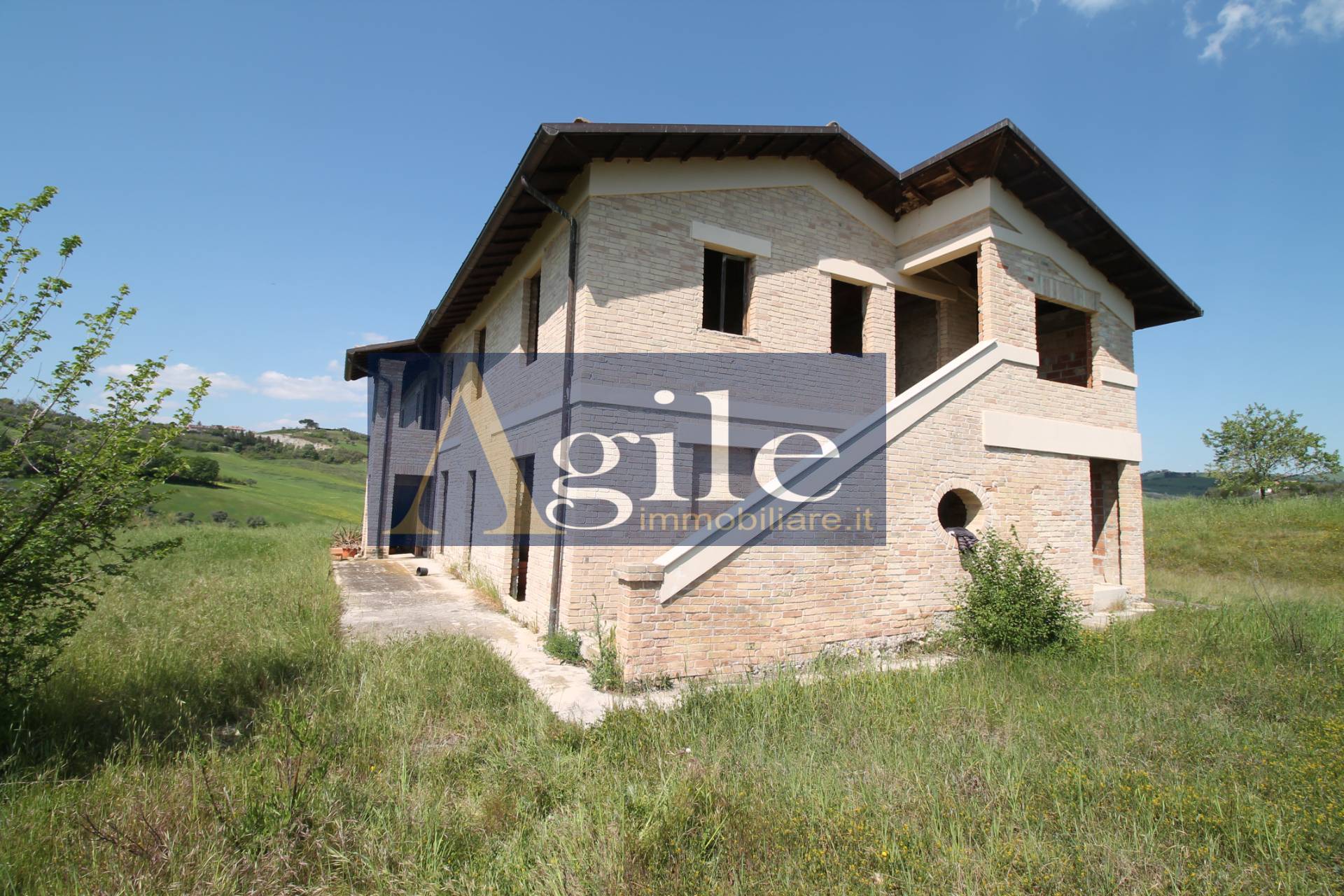 Rustico/Casale in vendita a Ascoli Piceno, Poggio di Bretta