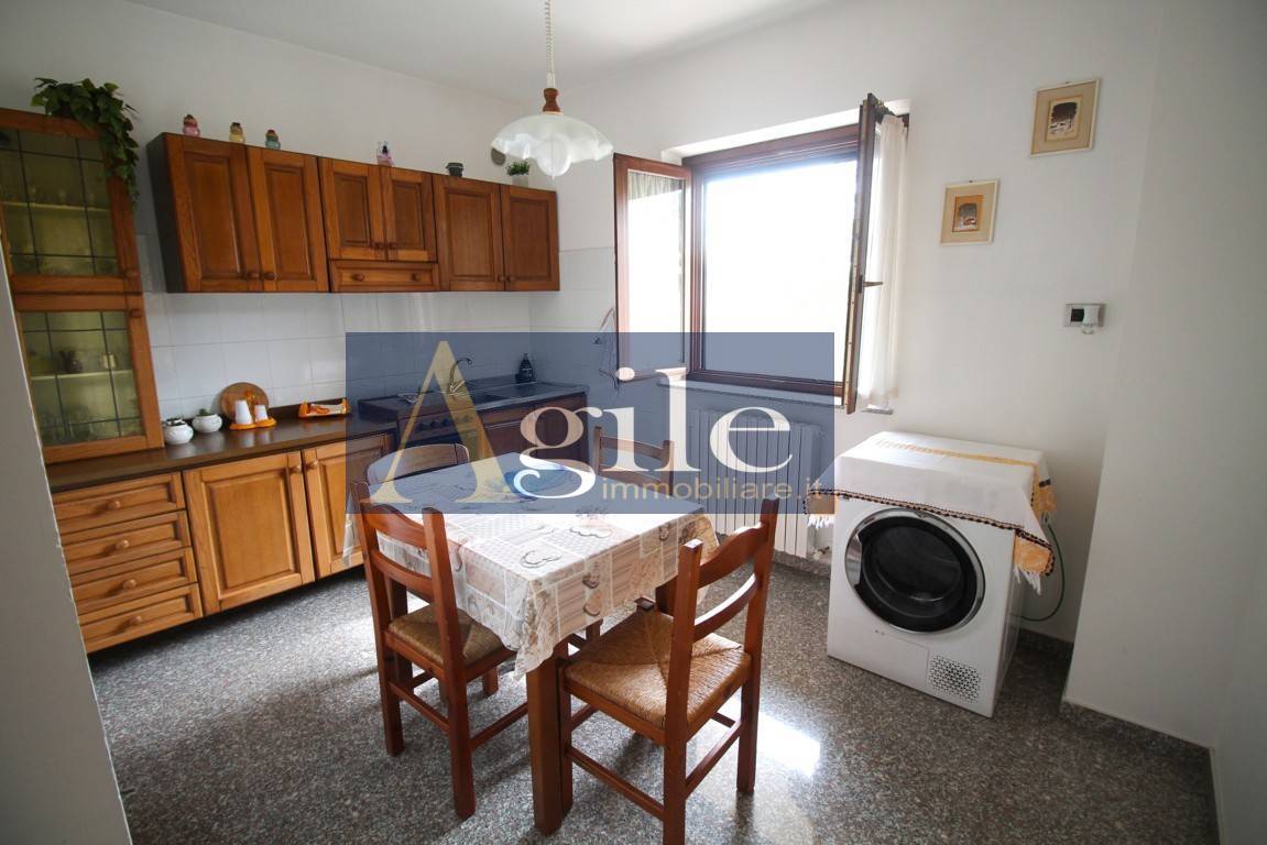 Casa indipendente in vendita a Ascoli Piceno, Borgo Solest