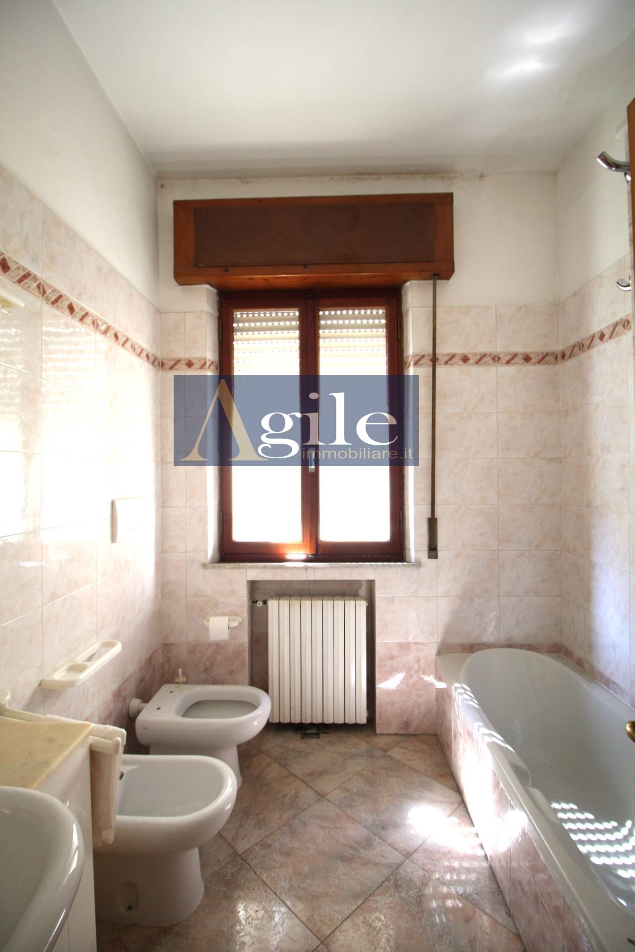 Appartamento in vendita a San Benedetto del Tronto, Centrale verso nord