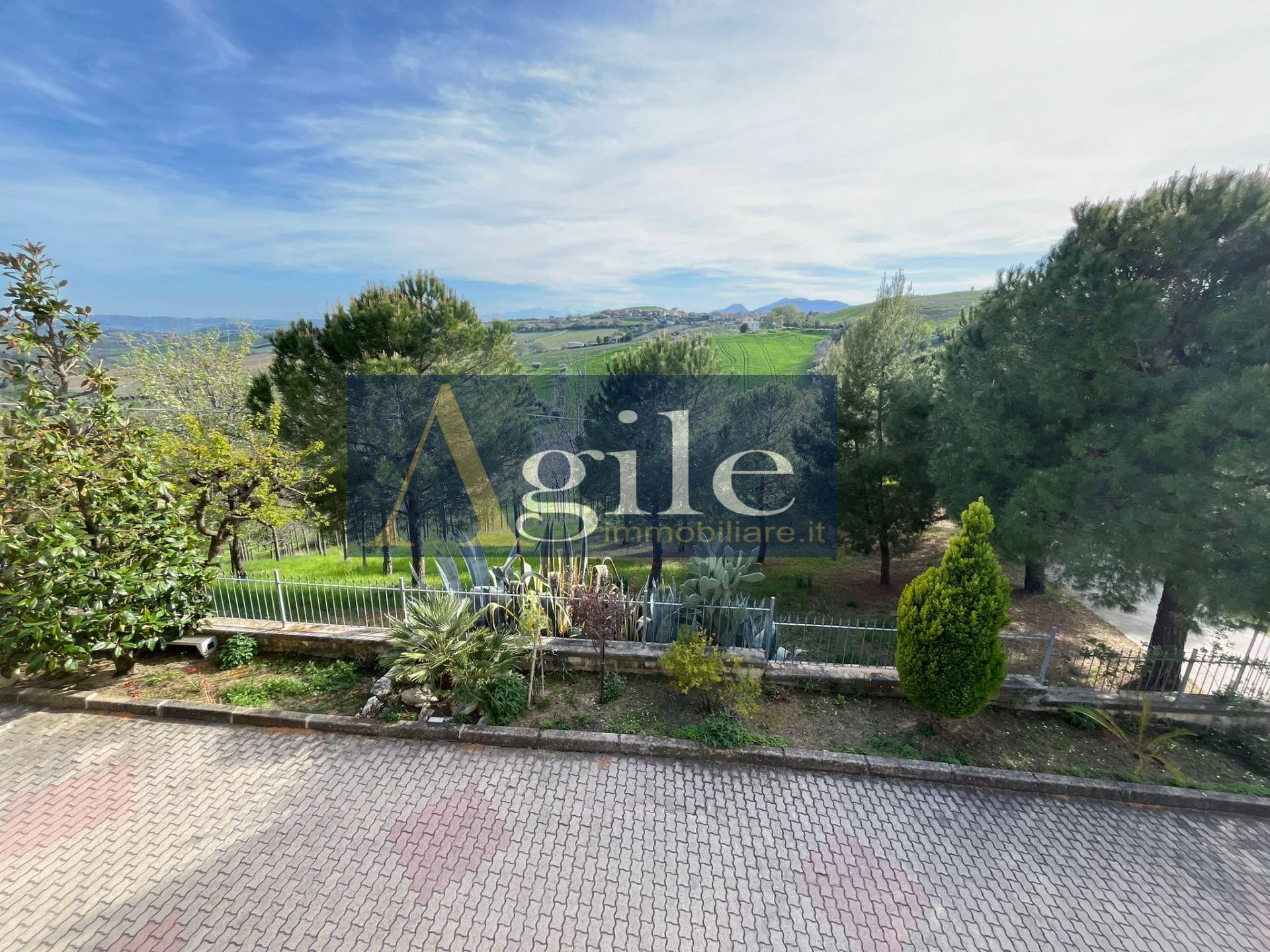 Villa in vendita a Offida