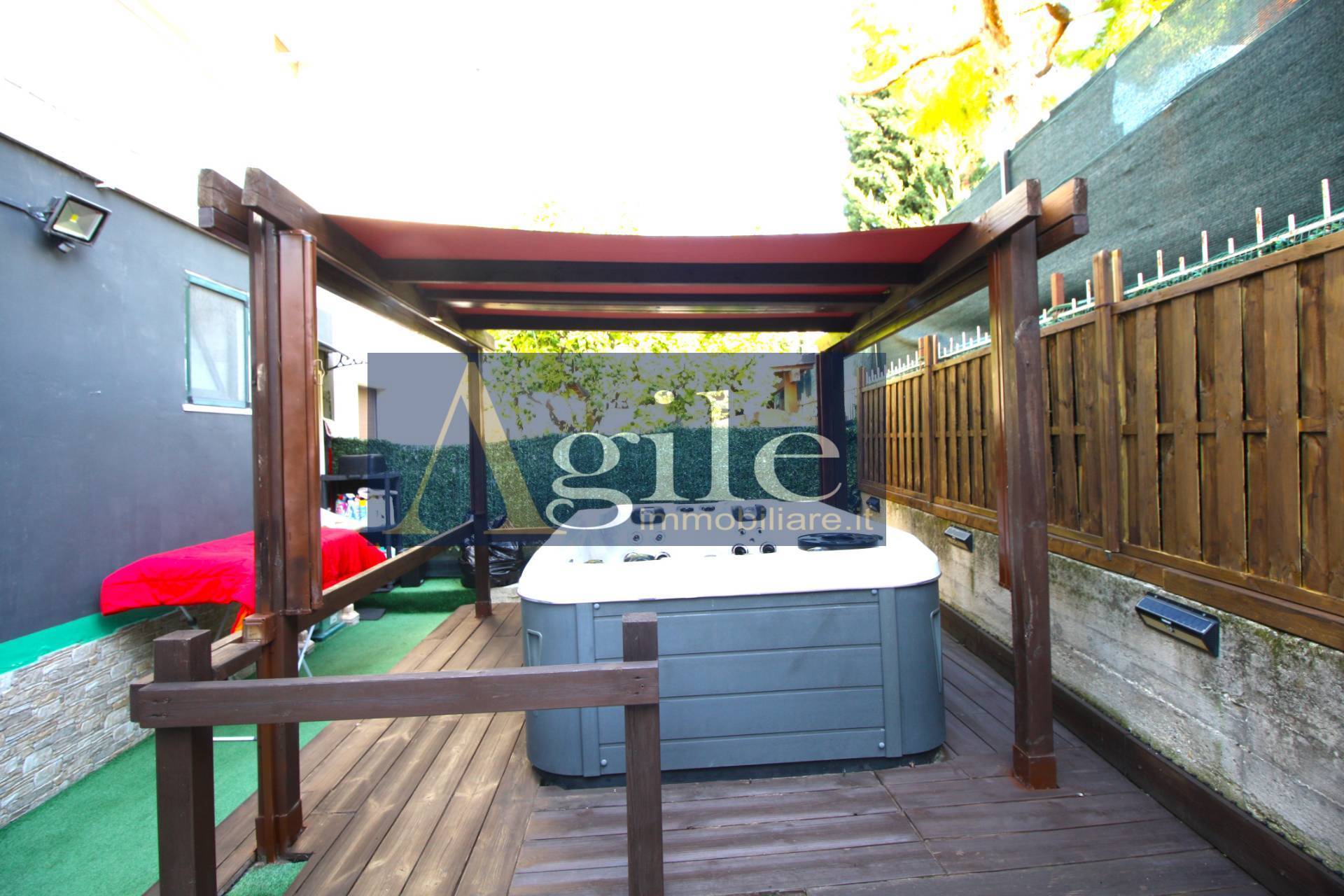 Appartamento in vendita a Grottammare, sopra la Statale 16