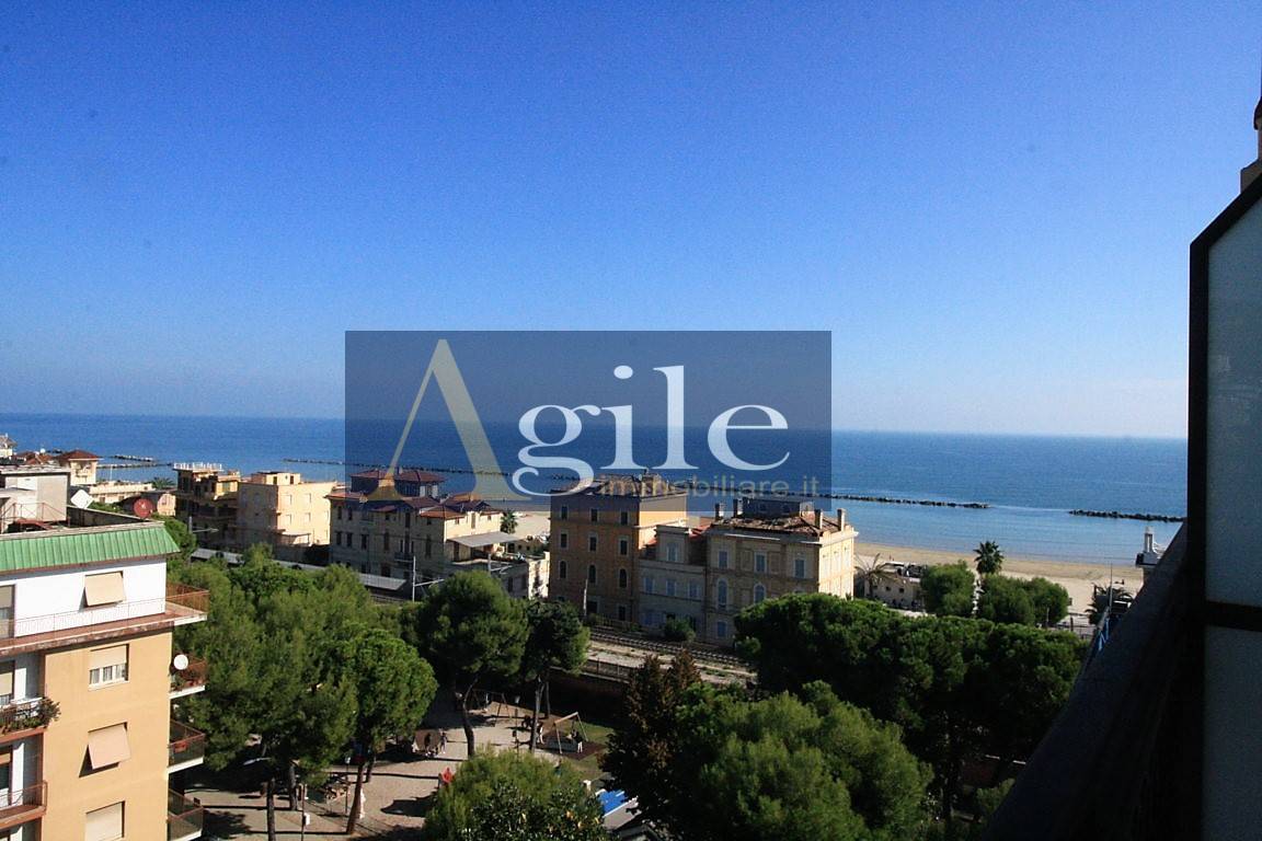 Appartamento in vendita a Grottammare, Centro