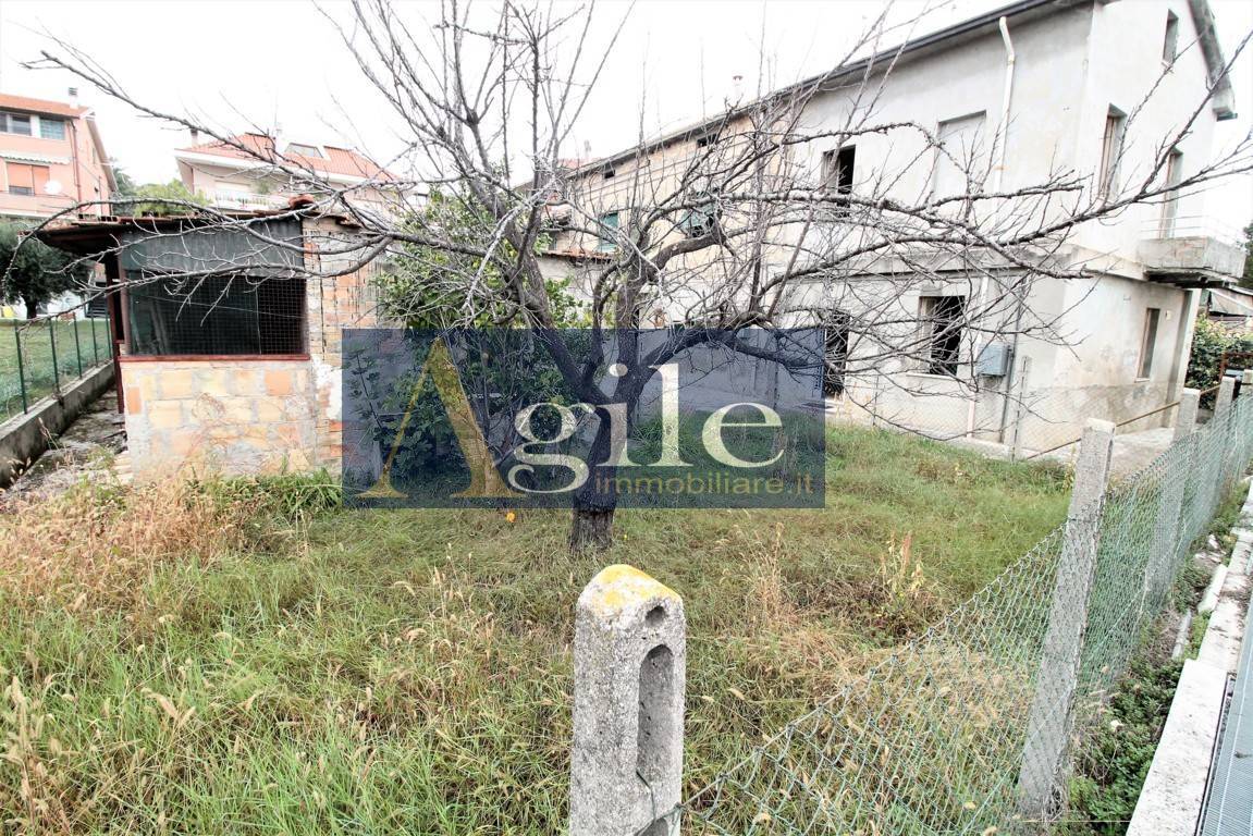 Casa Cielo Terra in vendita a Castel di Lama, Castel di Lama Basso