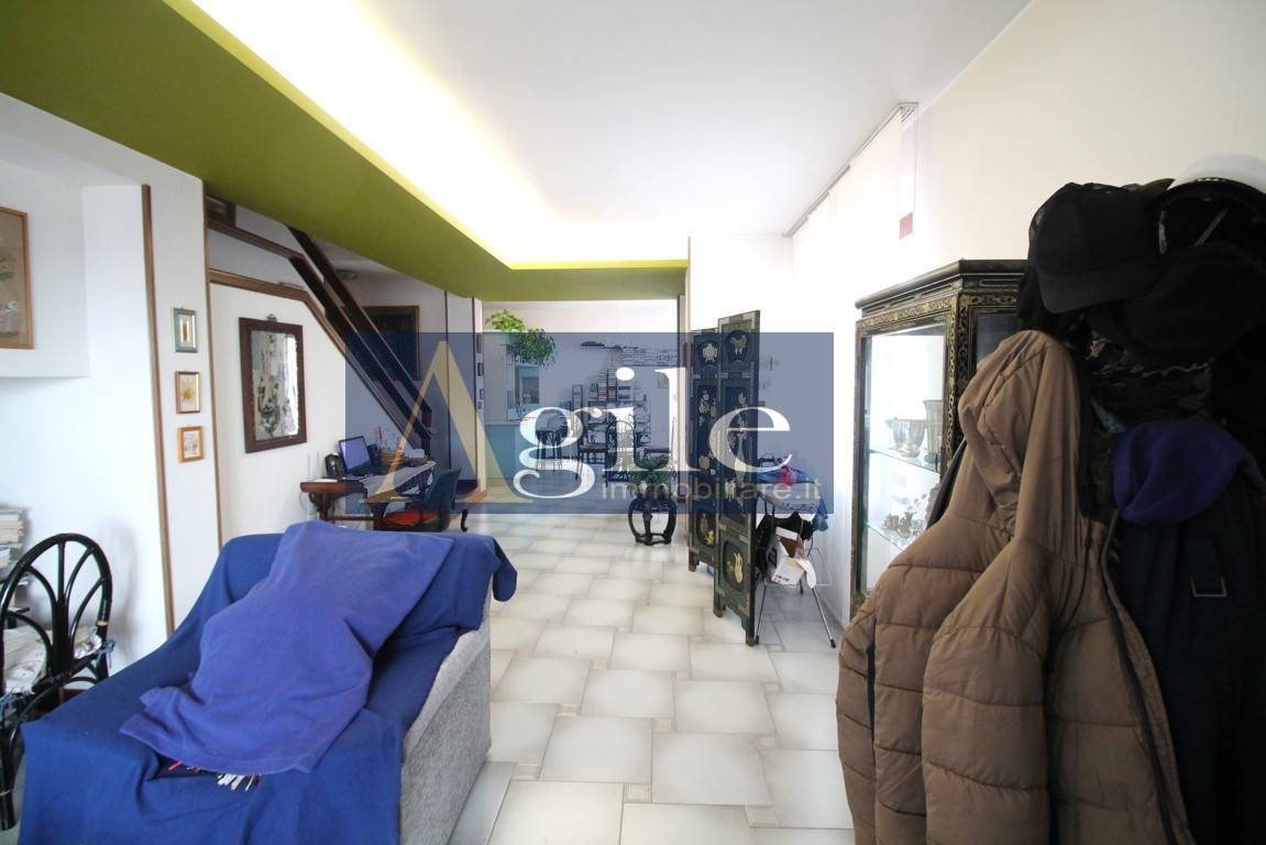 Casa indipendente in vendita a Ascoli Piceno, Borgo Solest