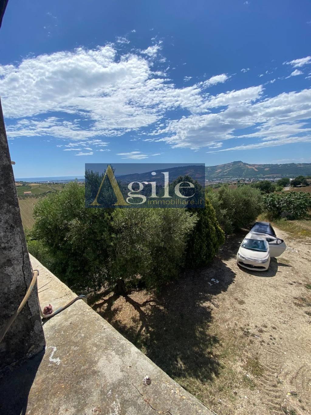 Rustico/Casale in vendita a Monteprandone, Collinare