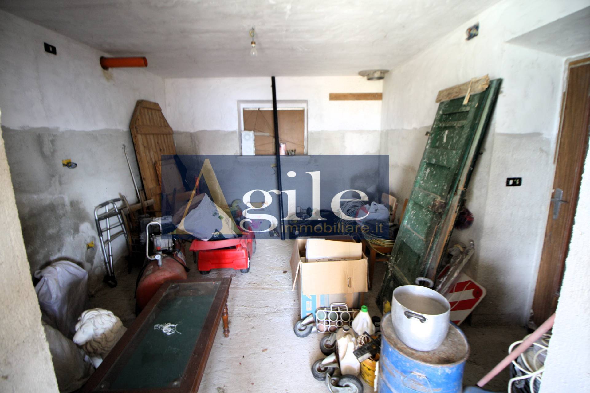 Casa indipendente in vendita a Ascoli Piceno, Colonnata