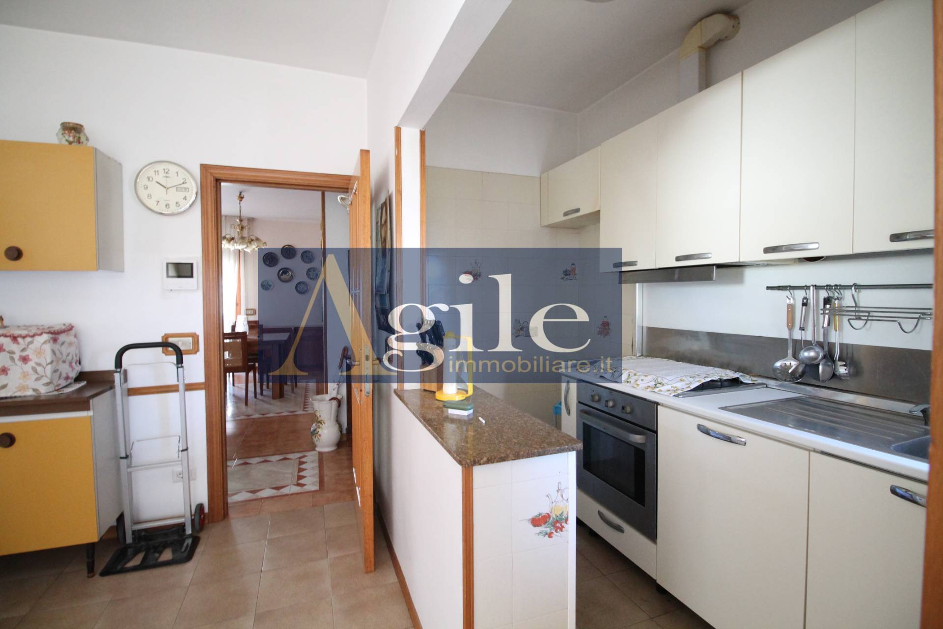 Appartamento in vendita a San Benedetto del Tronto, Centrale verso sud