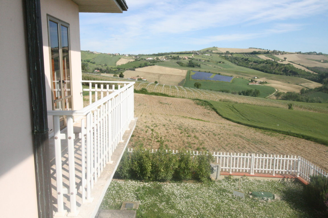 Casa singola in vendita a Carassai