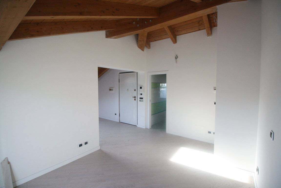 Attico/Mansarda in vendita a Ascoli Piceno, Borgo Solest