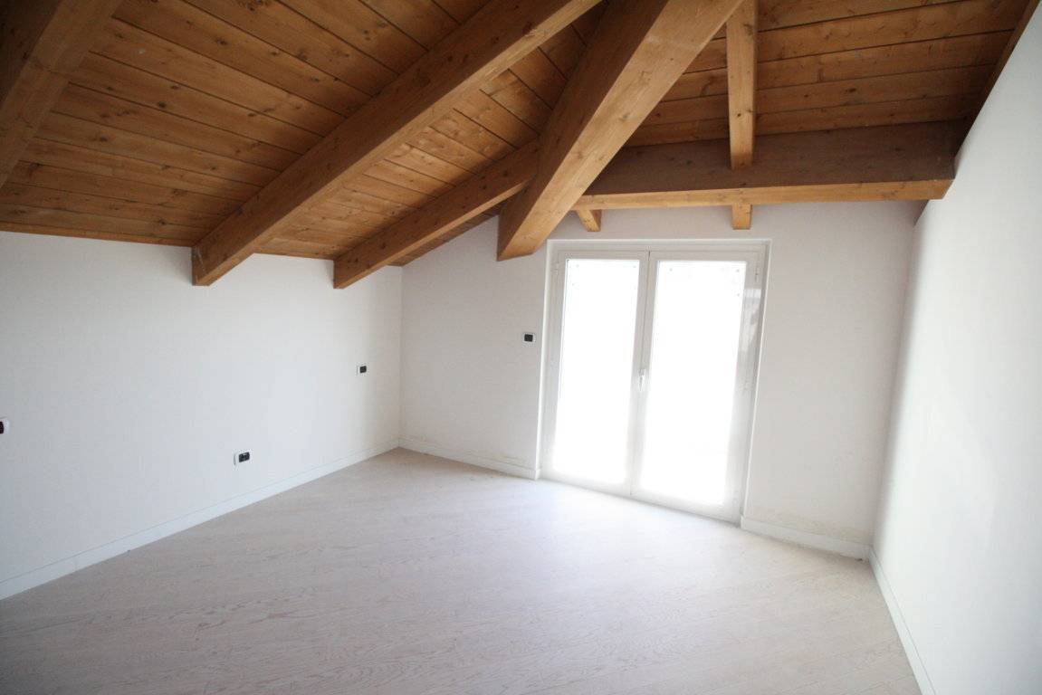 Attico/Mansarda in vendita a Ascoli Piceno, Borgo Solest