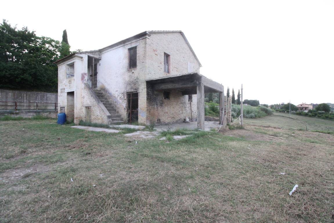 Rustico in vendita a Spinetoli, San Pio X