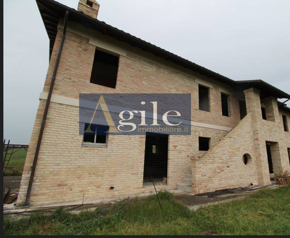 Rustico/Casale in vendita a Ascoli Piceno, Poggio di Bretta