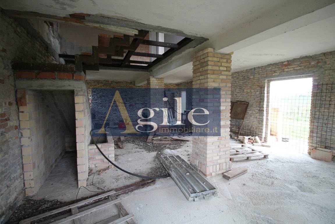 Rustico/Casale in vendita a Ascoli Piceno, Poggio di Bretta