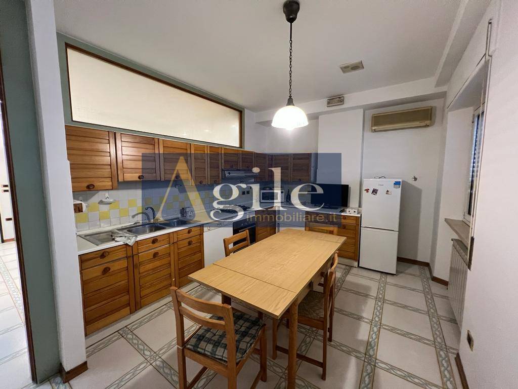 Appartamento in vendita a San Benedetto del Tronto, Centrale