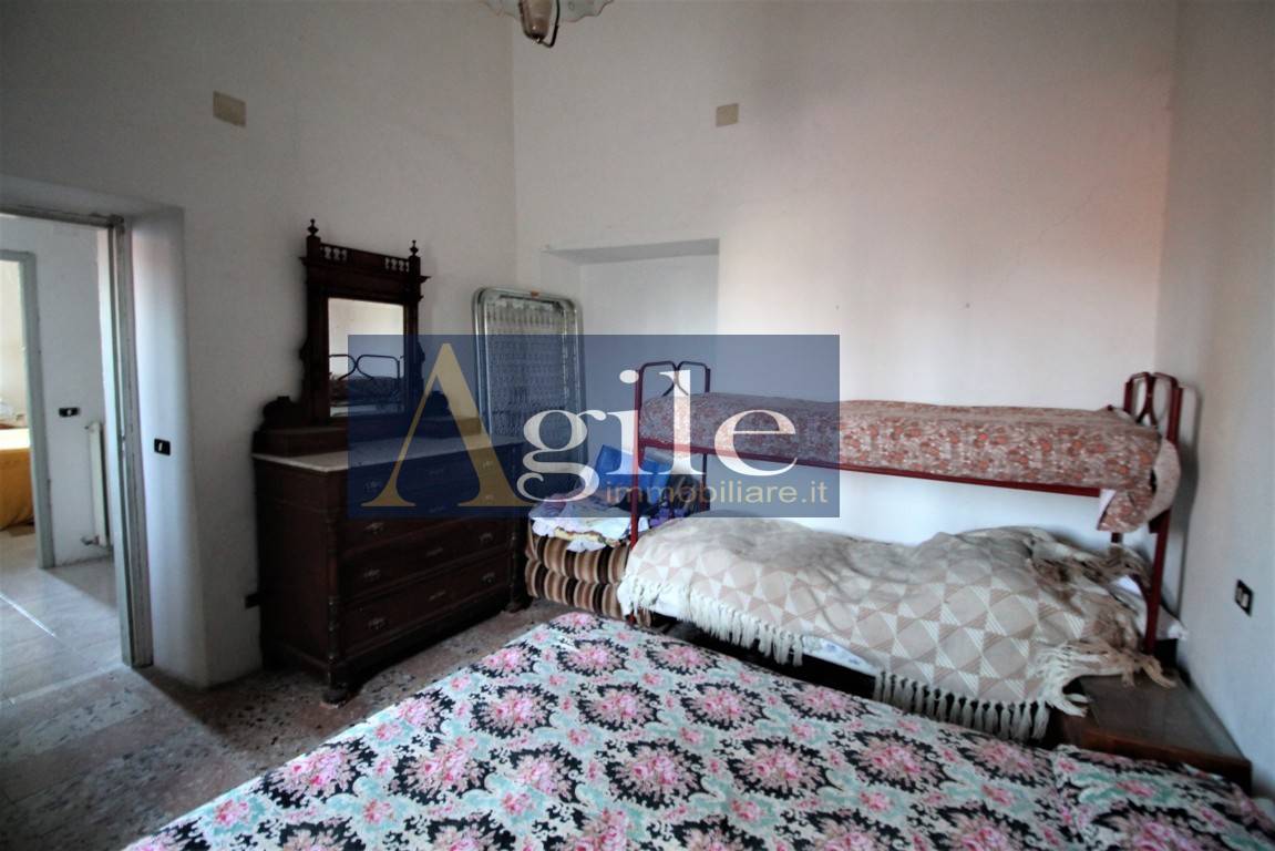 Casa indipendente in vendita a Venarotta, Vallorano