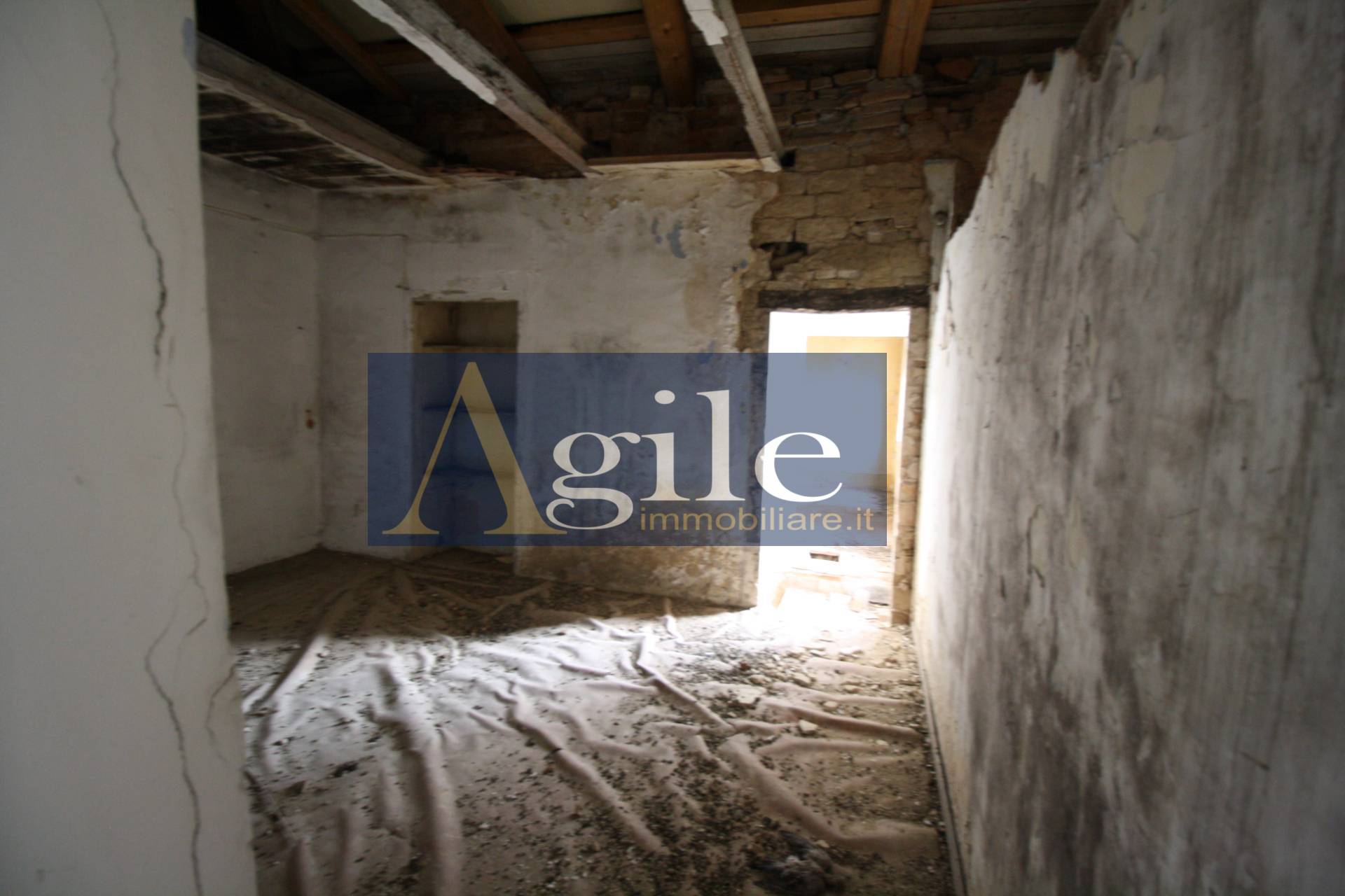 Casa Cielo Terra in vendita a Monsampolo del Tronto, Monsampolo