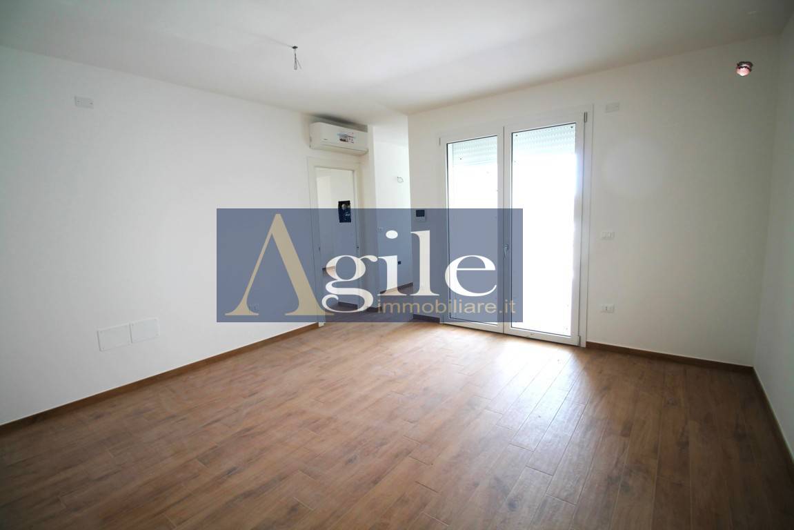 Appartamento in vendita a Tortoreto, Tortoreto Lido