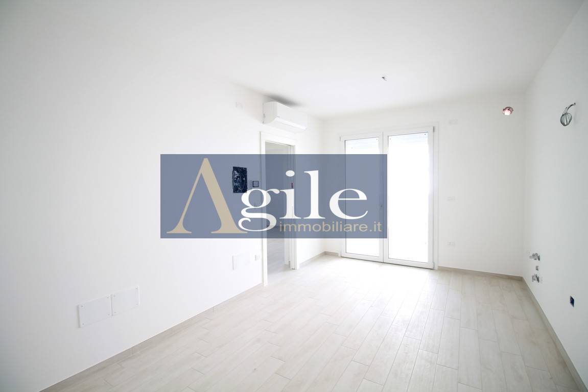 Appartamento in vendita a Tortoreto, Tortoreto Lido