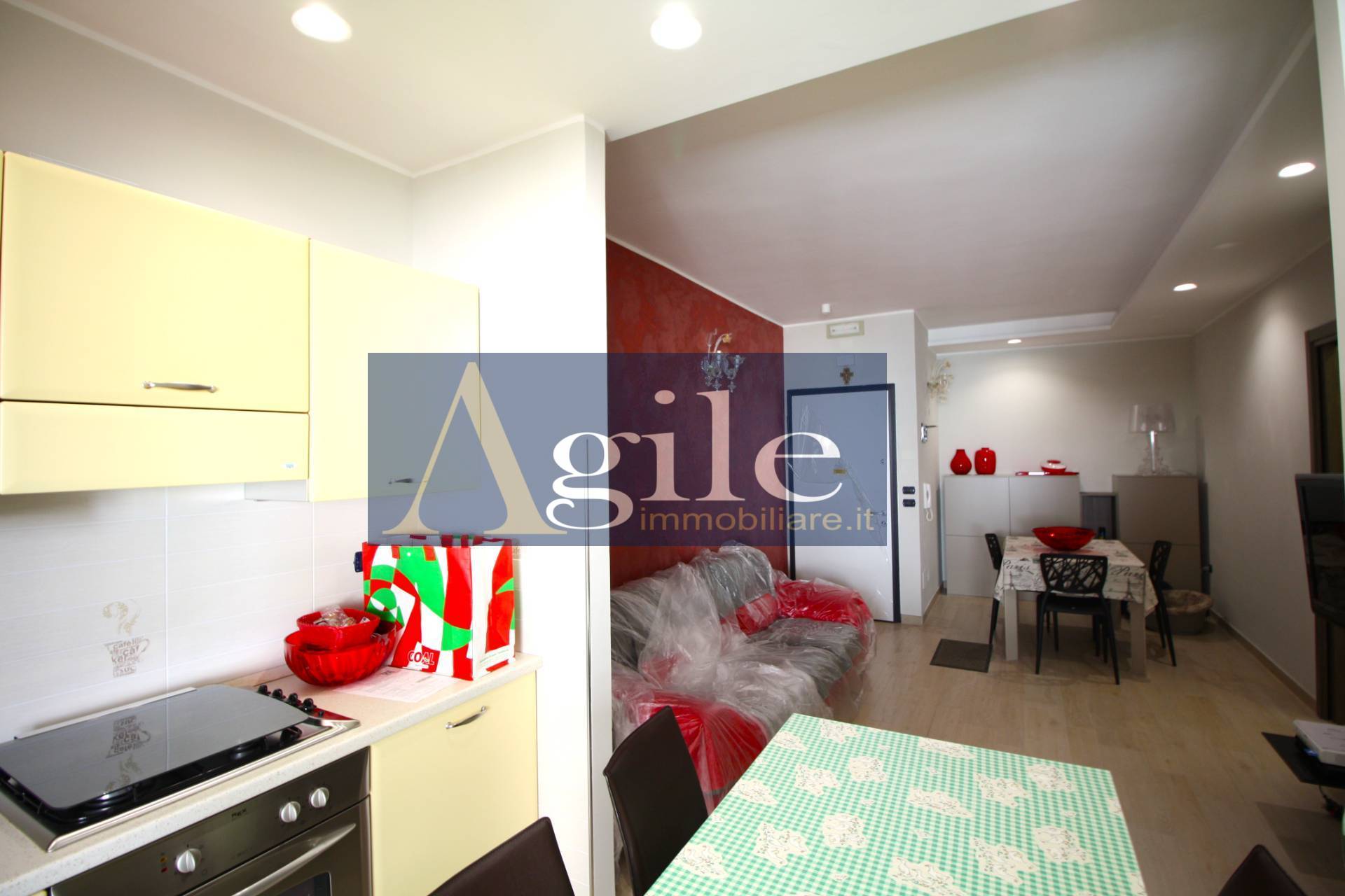 Appartamento in vendita a Alba Adriatica, Zona Mare