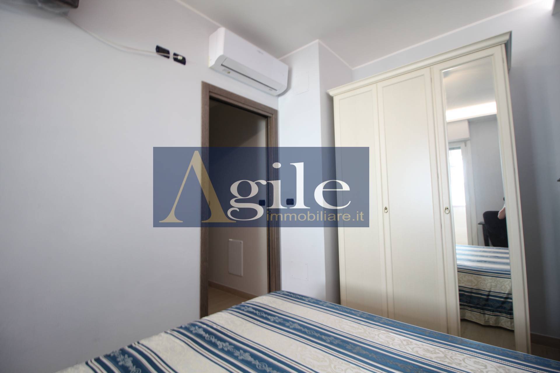 Appartamento in vendita a Alba Adriatica, Zona Mare