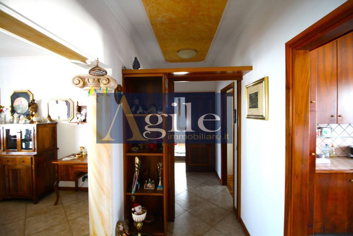 Appartamento in vendita a Alba Adriatica, Zona Mare