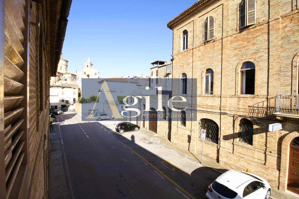 Appartamento in vendita a Offida